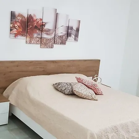 Floriana Apartament
